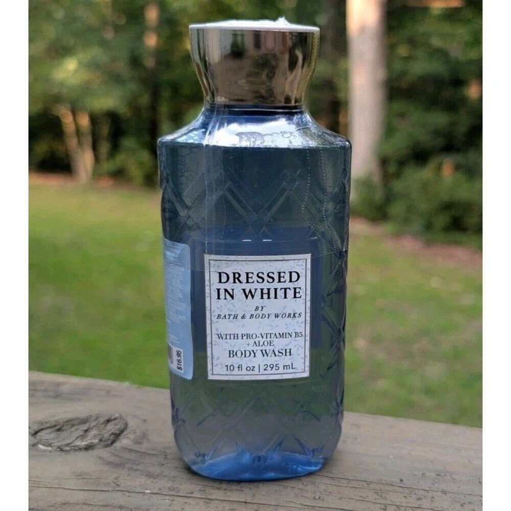 NEW Discontinued Dressed In White Body Wash Shower Gel Bath & Body Works 10 Oz